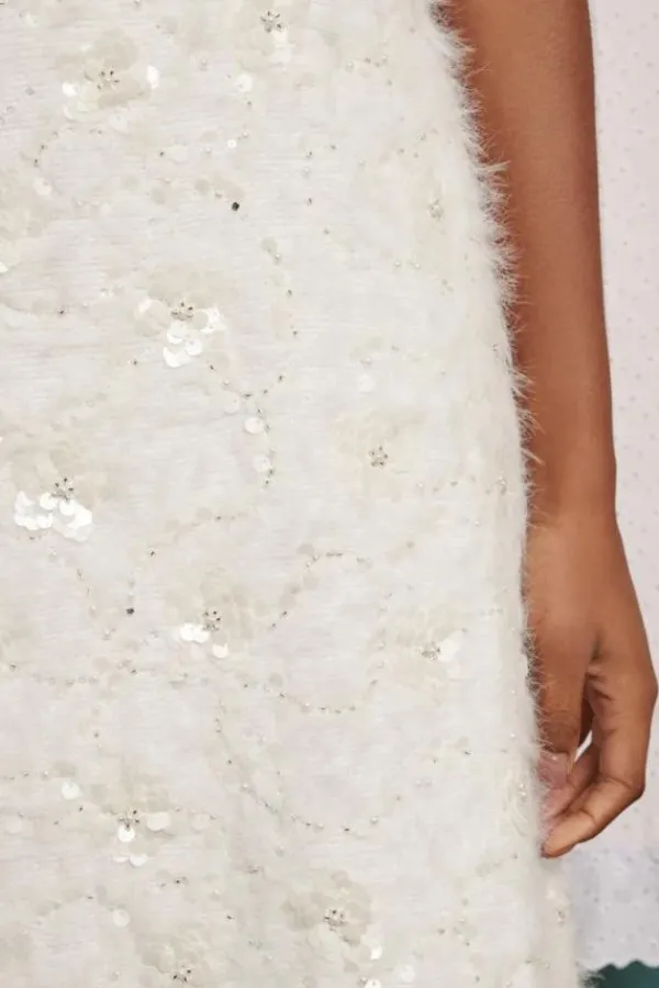 Ready-to-wear Whites|Dresses><noscript><img width=