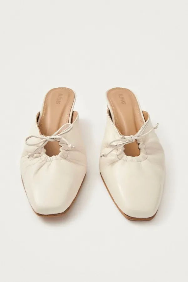 Bridal Accessories|Shoes>Alohas Amar Leather Mules | Cream