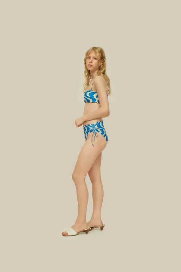 Swim><noscript><img width=