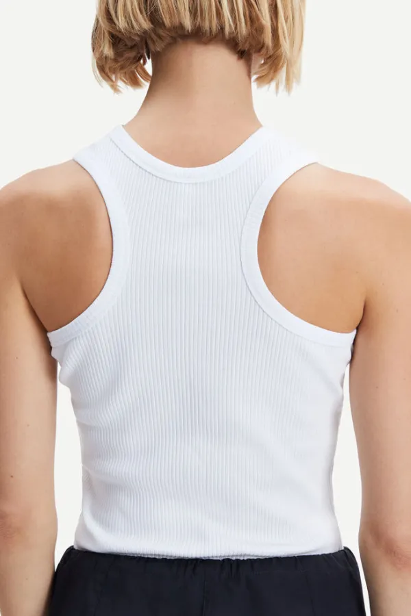Tops><noscript><img width=