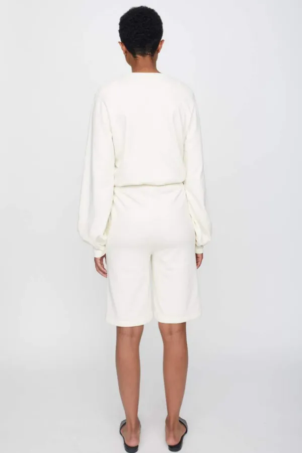 Bottoms><noscript><img width=