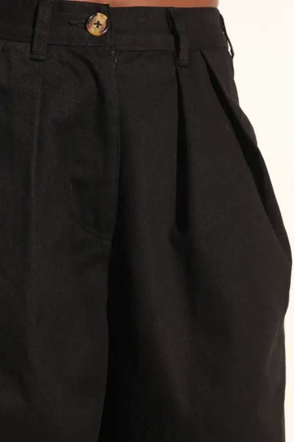 Bottoms><noscript><img width=