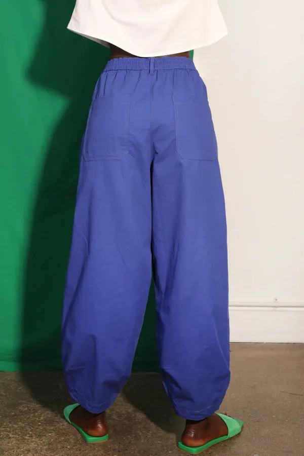 Bottoms><noscript><img width=