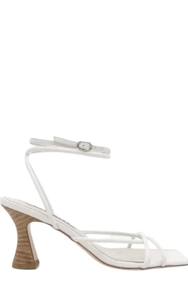 Ready-to-wear Whites|Shoes><noscript><img width=