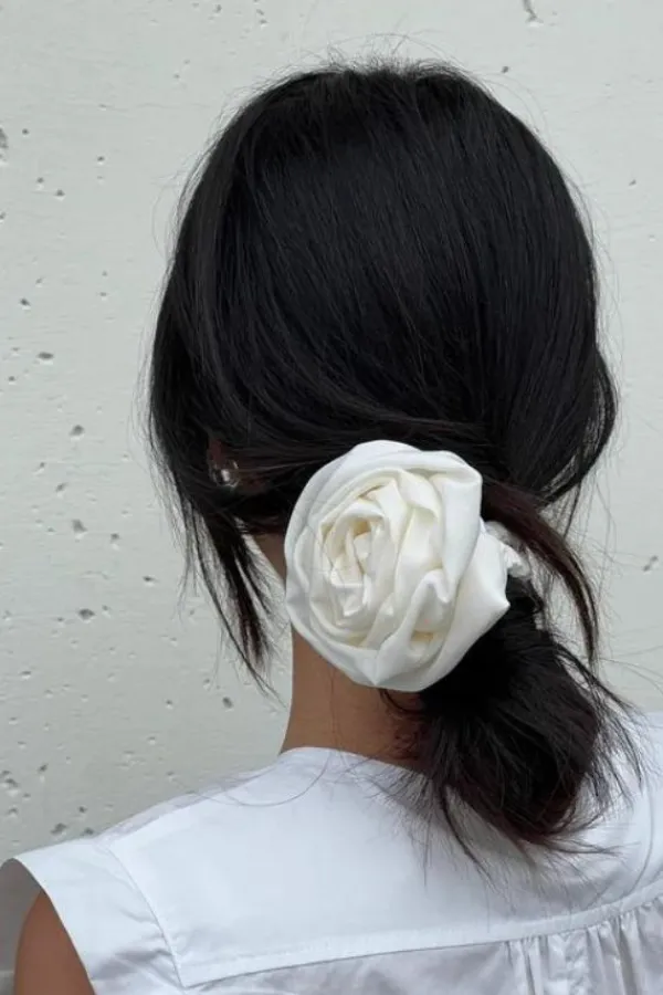 Bridal Accessories|Accessories>A Bronze Age Libra Rosette Scrunchie | White