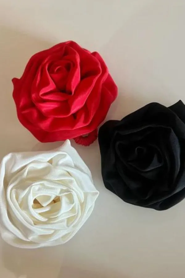 Bridal Accessories|Accessories>A Bronze Age Libra Rosette Scrunchie | White