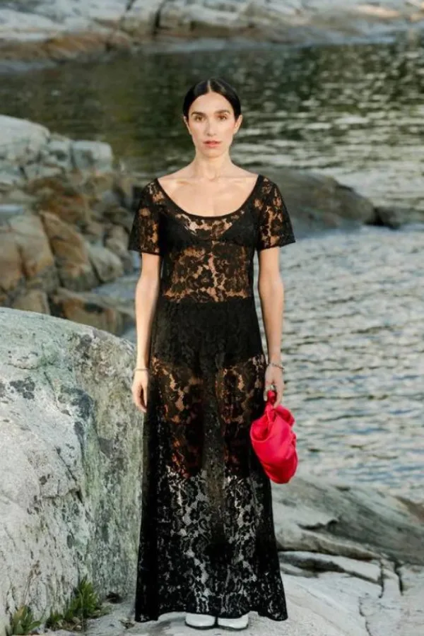 Dresses>A Bronze Age Mimi Lace Dress | Black Lanai Lace