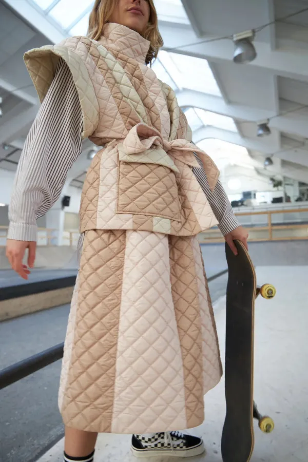 Bottoms>Stella Nova Quilted Midi Skirt | Nude