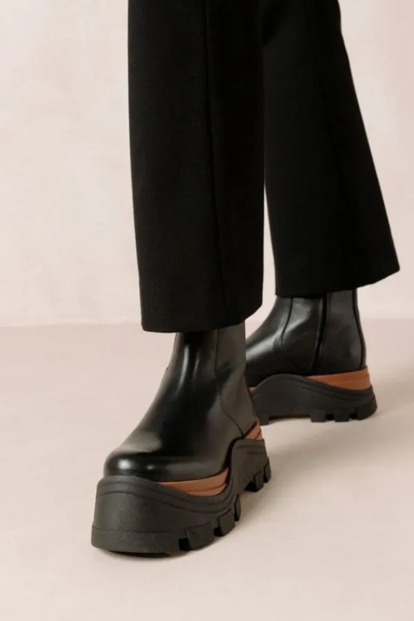 Shoes>Alohas Sapphire Nutty Leather Ankle Boots | Black