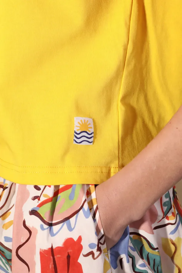 Tops><noscript><img width=