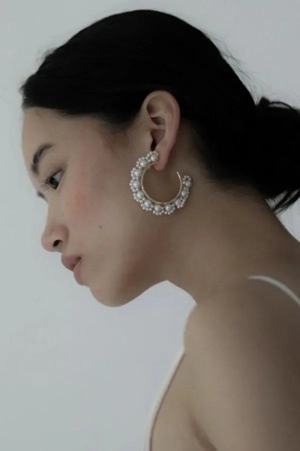 Bridal Accessories|Jewelry>A. B. Ellie Small Devin Hoops