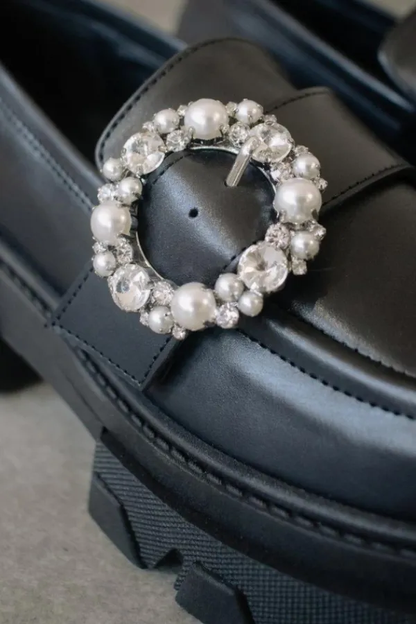 Ready-to-wear Whites|Shoes>Alohas Trailblazer Crystal Loafers | Black
